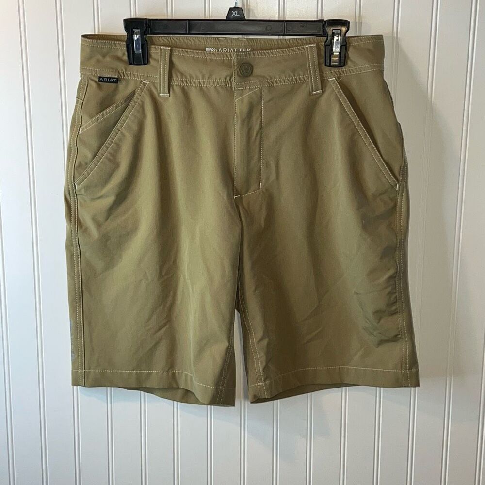 Ariat Tek Shorts Men's 30 Khaki Chino Tech Performance Flat Front Pockets Logo